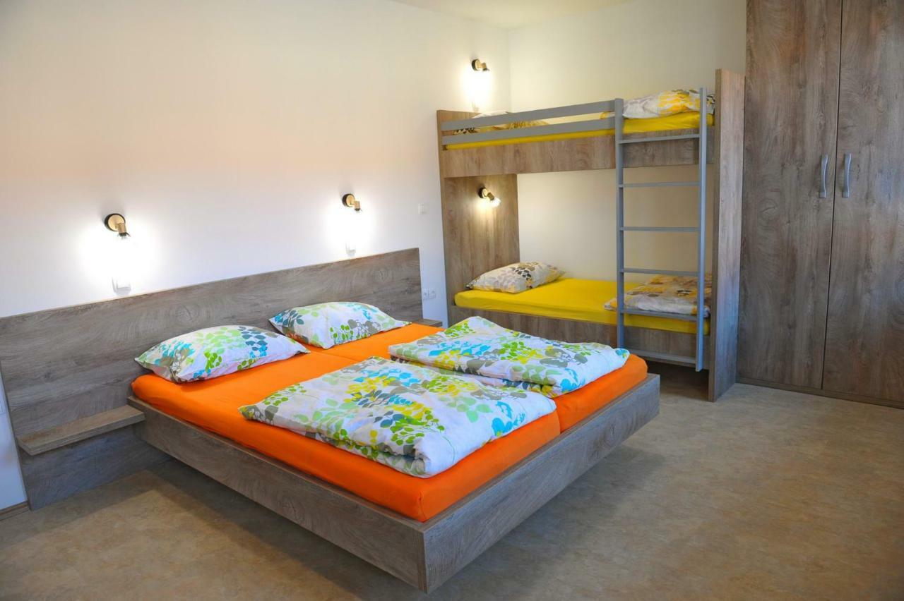 Hostel Ormoz מראה חיצוני תמונה